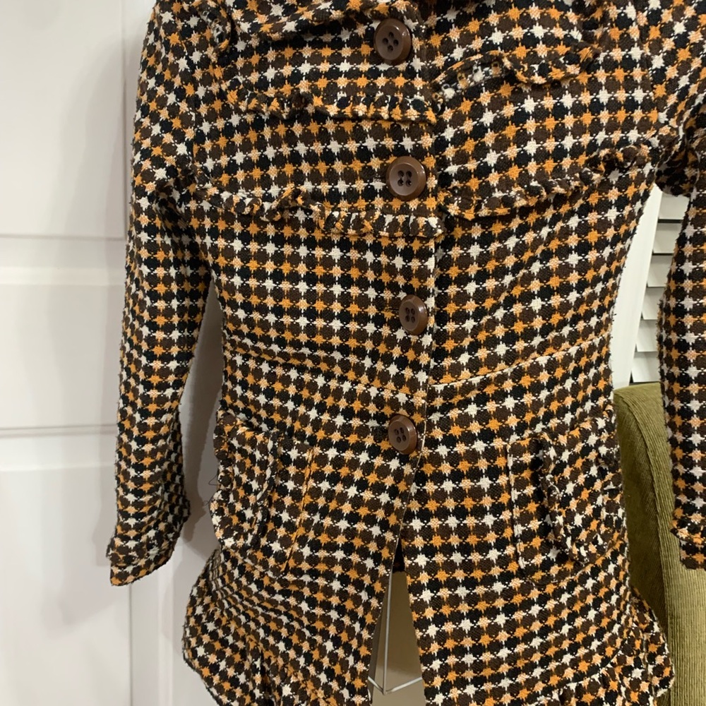 Coat - Picture 9 of 12
